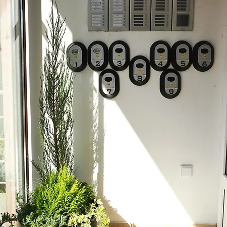 Morava 4 Safarikova 855 아파트 *